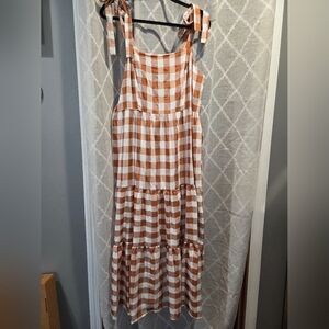 SHEIN Tan and White Checkered Maxi Dress